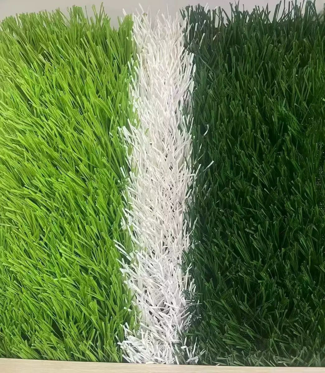 Gazon synthétique de football 50 mm – Rouleau 100 m², vert mixte, qualité premium ACG-50