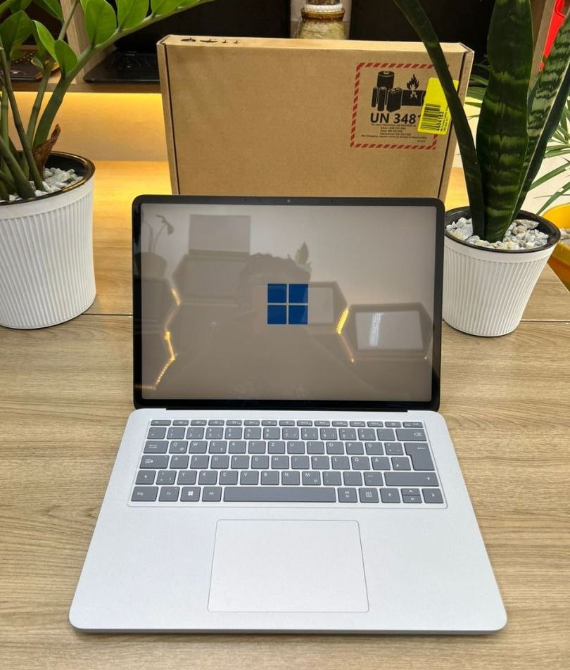 Microsoft Surface Laptop Studio 11th Gen