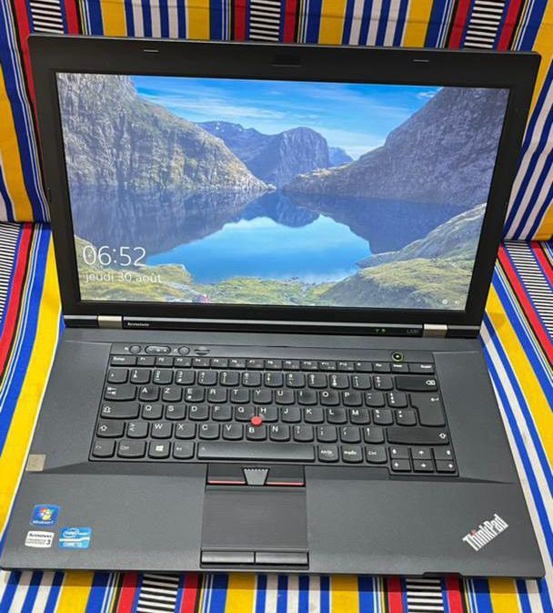 LENOVO  * L530 * Core i3  Ram 4gb  HDD 500gb 3ème génération