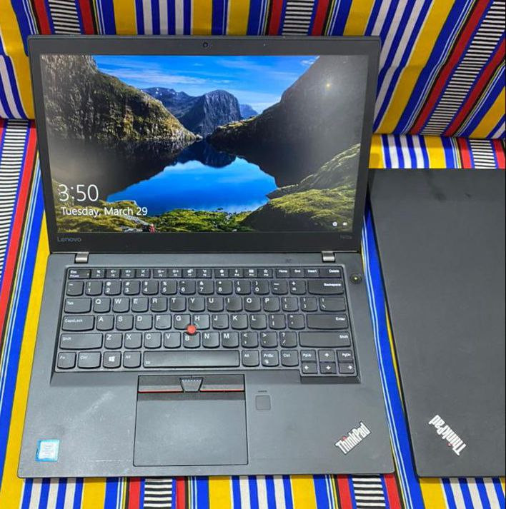 *Pc Professionnel Lenovo Thinkpad T470s corei5 ultrabook slim et très clean ultra-rapide très résistant et ultra-performant*? 7th génération