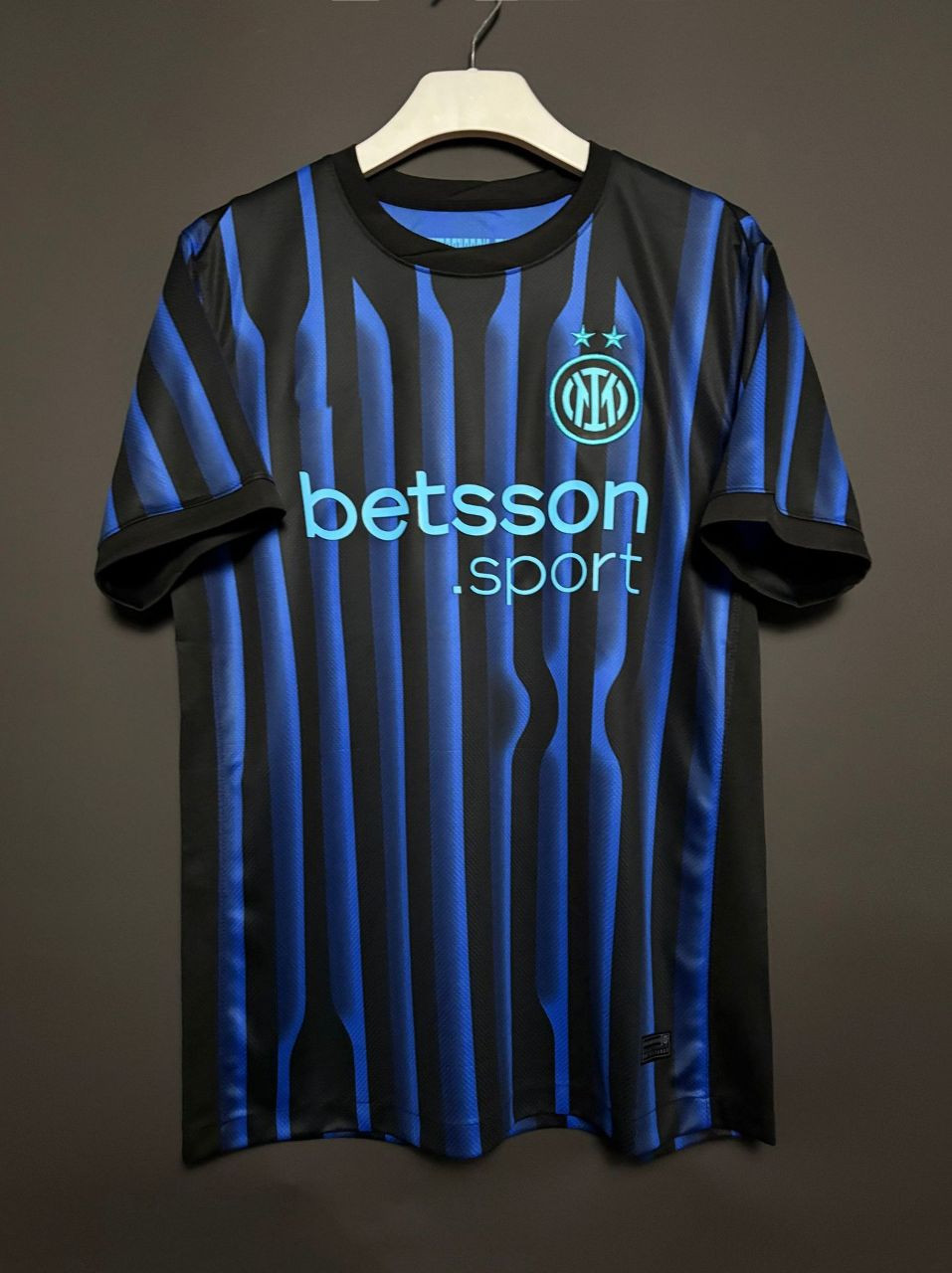 Nouveau maillot Inter Milan Barcelone Real Madrid et d'autres clubs.