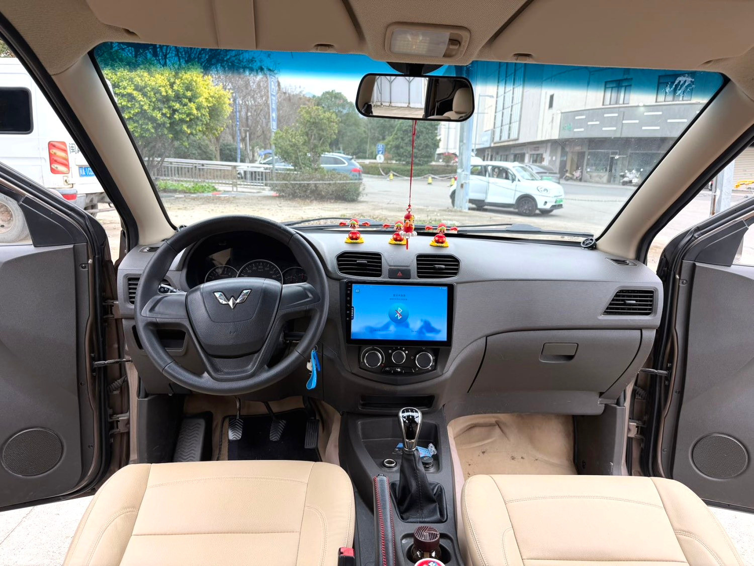 Wuling Hongguang S 2017, boîte manuelle, modèle haut de gamme 1,5 L avec climatisation centrale, Convient à un usage personnel ou utilitaire Occasion en Excellent état