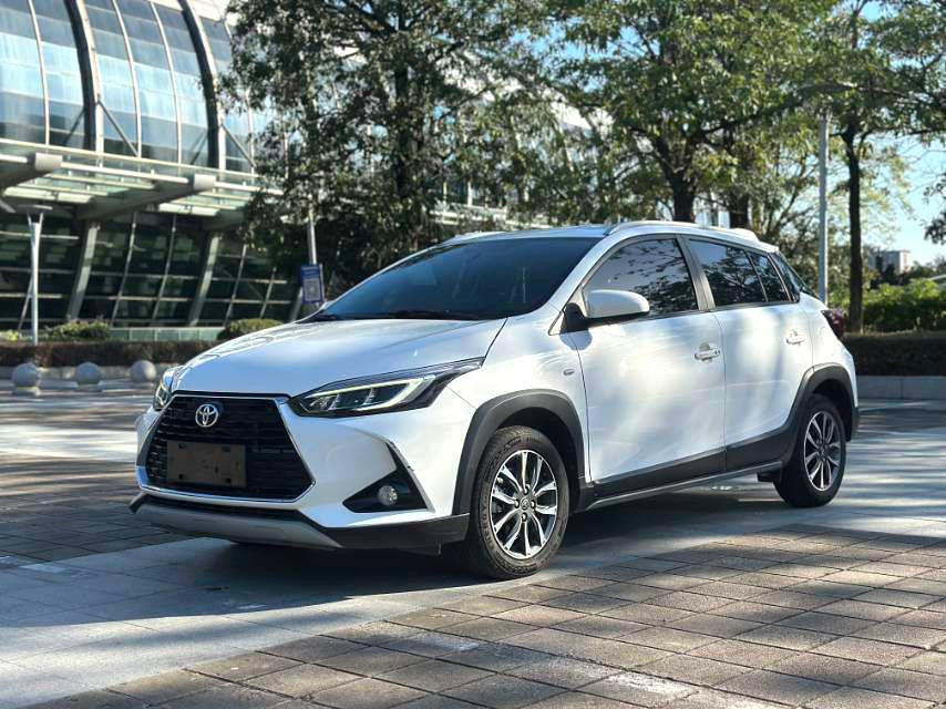 Toyota Yaris L 1.5 CVT Luxury Plus Automatique année 2022 - Voiture d'occasion