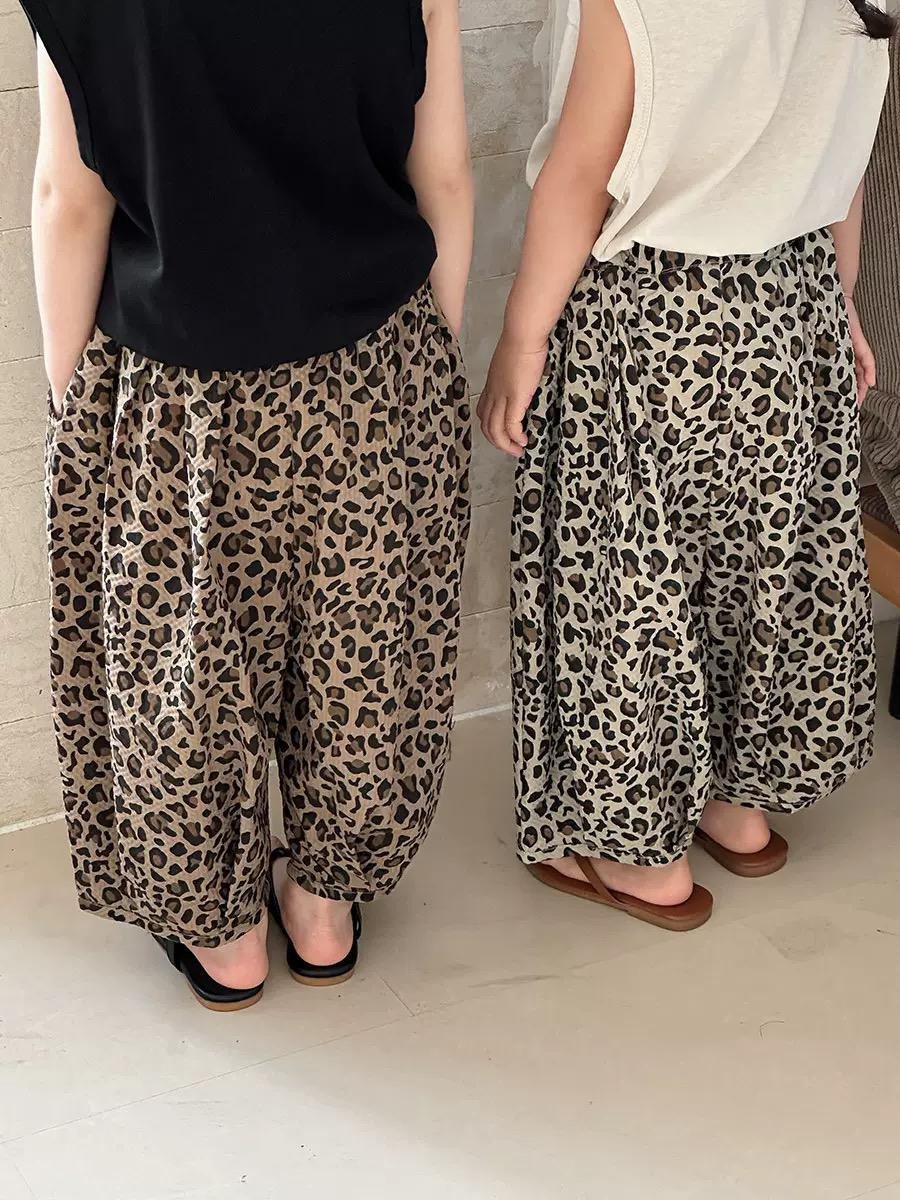 Pantalon short léopardé ample pour jeune et petites filles – Style tendance & décontracté enfants