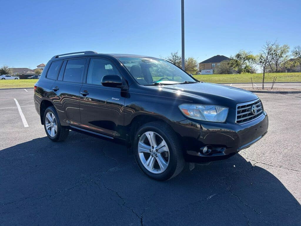 Toyota Highlander 2009 moteur 2.7L avec 2 roues motrices 7 places Édition Luxe  - voiture d’occasion